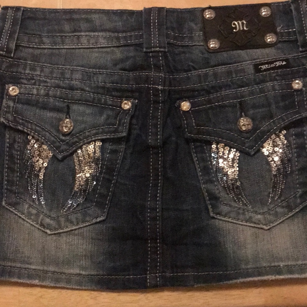 Skirt never worn. Tags still on